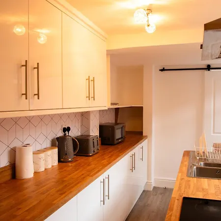 Homestay Mayfun Near Teeside Uni Middlesbrough